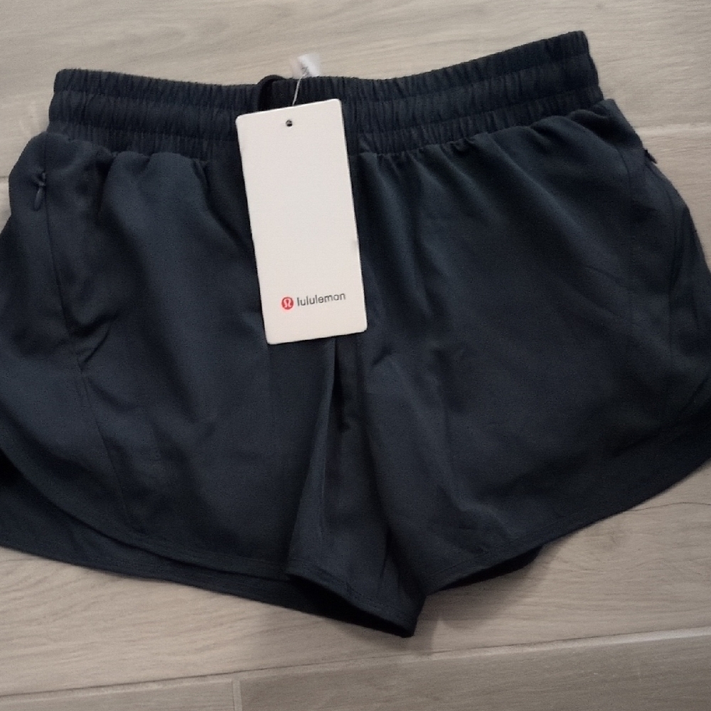 lululemon (Knock Off) Women's Dark Navy Athletic Shorts.